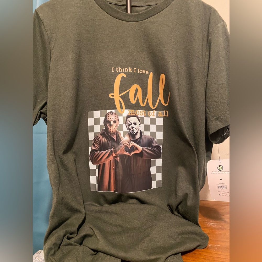 “I think I love fall most of all“ tee